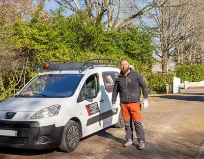 nettoyage toiture Saint-Étienne-de-Montluc-1